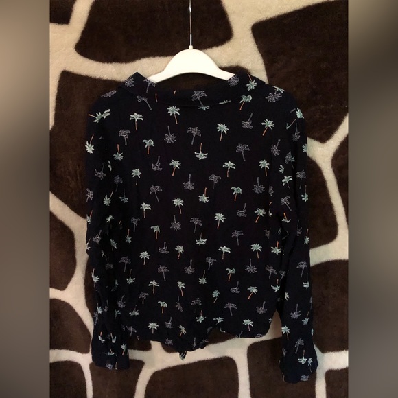 Love notes palm tree🌴 button up women’s blouse - Picture 5 of 5